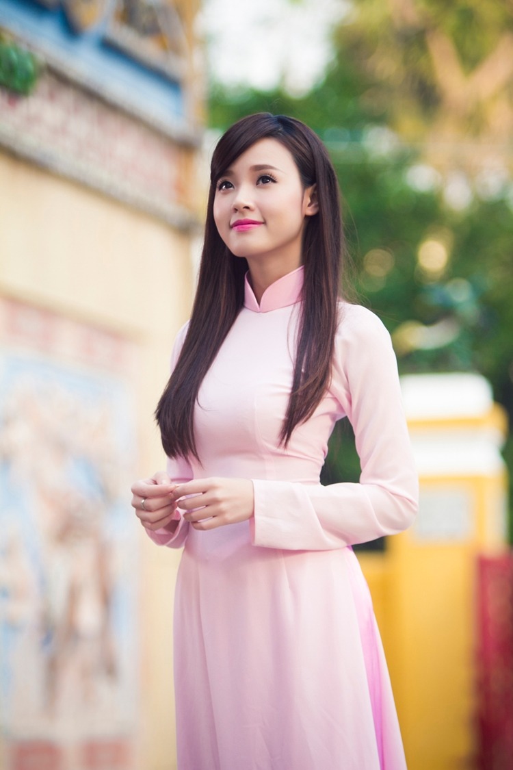 岳胀耸的雪乳奶水